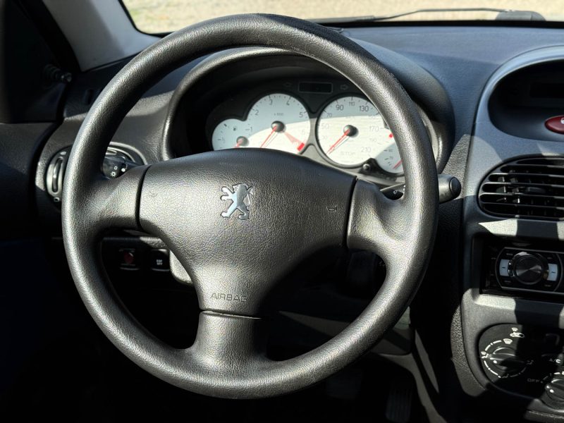 PEUGEOT 206 SW 1.4E 16V 90CH STYLE  