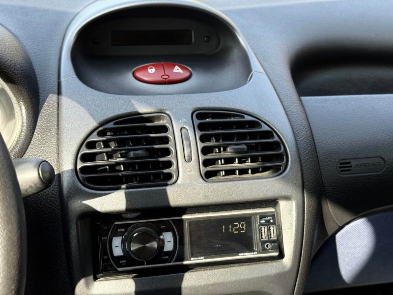 PEUGEOT 206 SW 1.4E 16V 90CH STYLE  