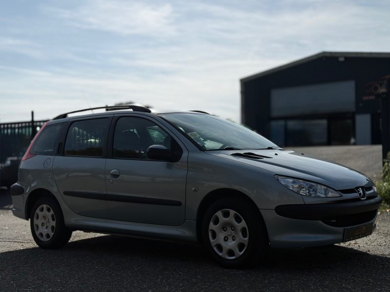 PEUGEOT 206 SW 1.4E 16V 90CH STYLE  