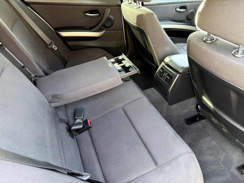 B.M.W. SERIE 3 SW TOURING 318D 143 CH CONFORT 