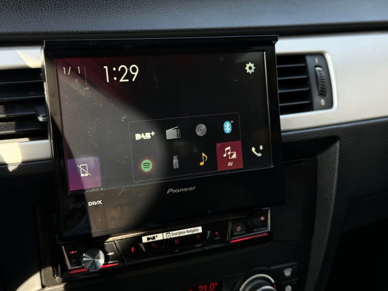 B.M.W. SERIE 3 SW TOURING 318D 143 CH CONFORT 