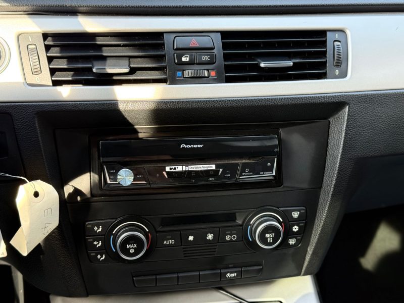 B.M.W. SERIE 3 SW TOURING 318D 143 CH CONFORT 