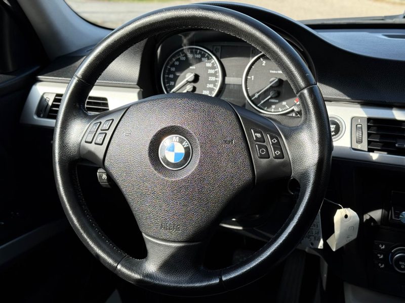 B.M.W. SERIE 3 SW TOURING 318D 143 CH CONFORT 