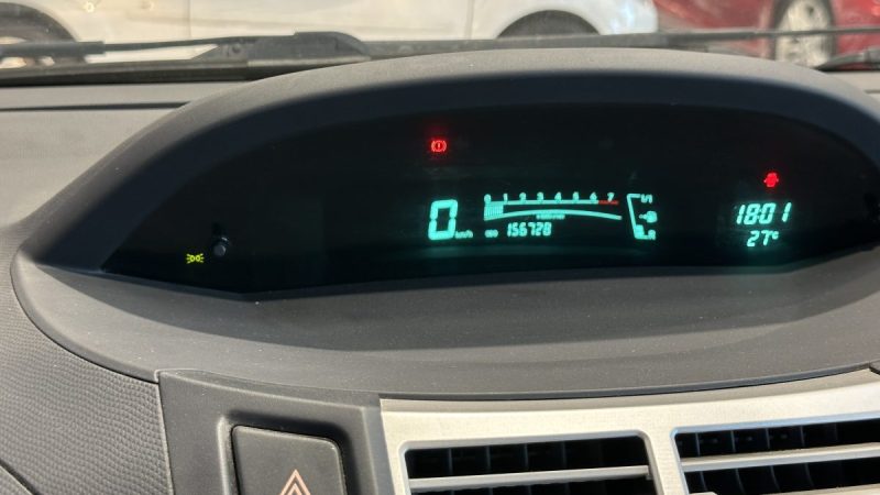 Toyota Yaris 1.0 VVT-I 69ch - Dossier de factures - Idéal jeune permis