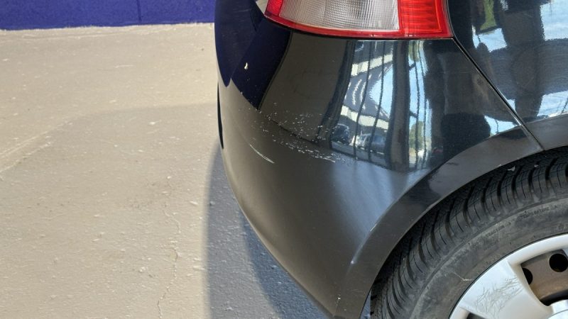 Toyota Yaris 1.0 VVT-I 69ch - Dossier de factures - Idéal jeune permis