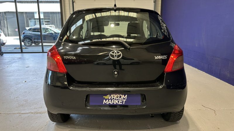 Toyota Yaris 1.0 VVT-I 69ch - Dossier de factures - Idéal jeune permis