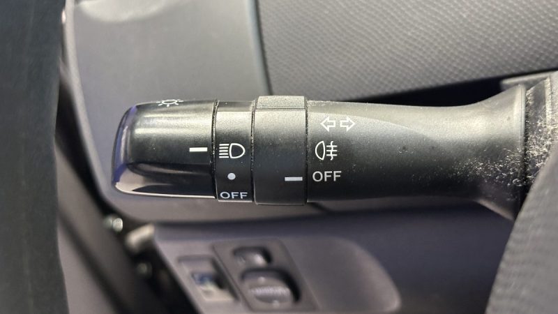 Toyota Yaris 1.0 VVT-I 69ch - Dossier de factures - Idéal jeune permis