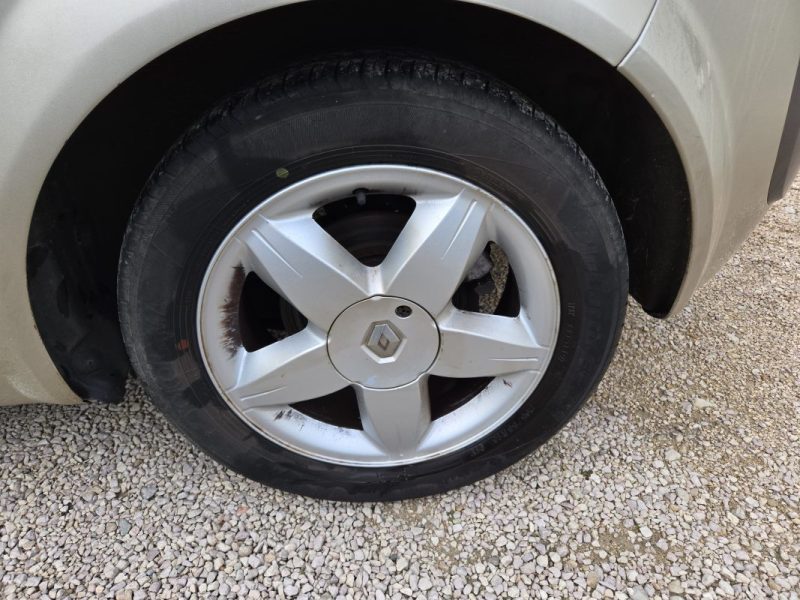 RENAULT MEGANE SCENIC PACK AUTHENTIQUE 1.5DCI 105 2006