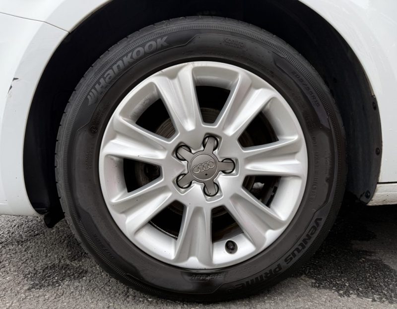 AUDI A1 1.6 TDI 90CH FAP BUSINESS LINE 2014