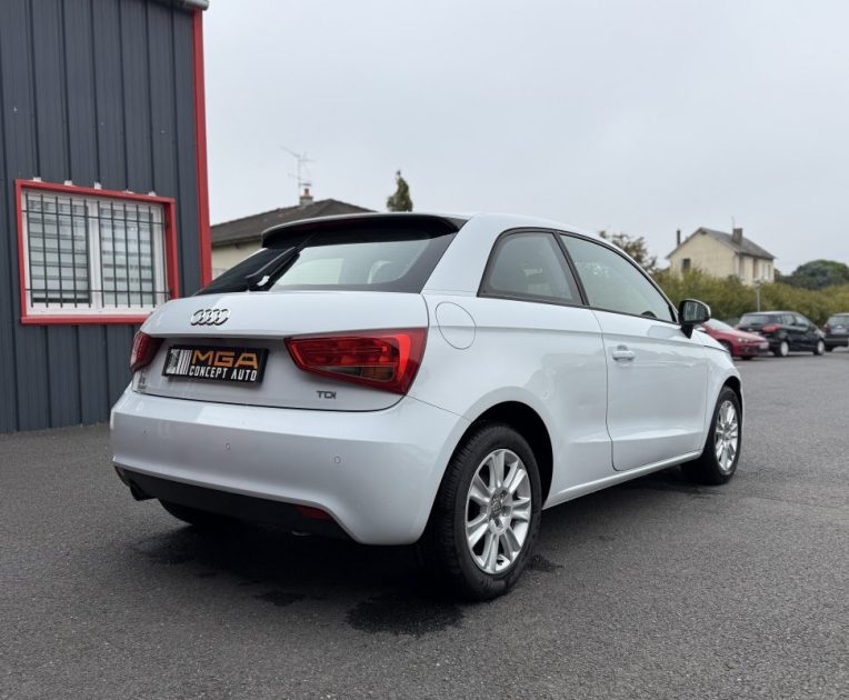 AUDI A1 1.6 TDI 90CH FAP BUSINESS LINE 2014