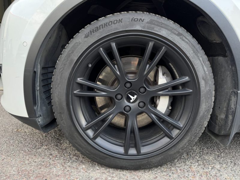 Tesla Model Y Long Range Dual Motor 514ch - 1ère Main - Option : Accélération Boost 