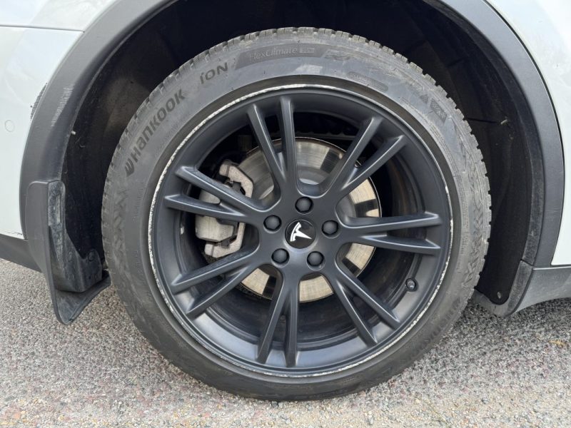 Tesla Model Y Long Range Dual Motor 514ch - 1ère Main - Option : Accélération Boost 
