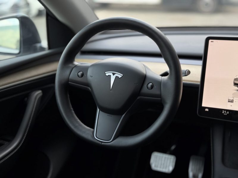 Tesla Model Y Long Range Dual Motor 514ch - 1ère Main - Option : Accélération Boost 