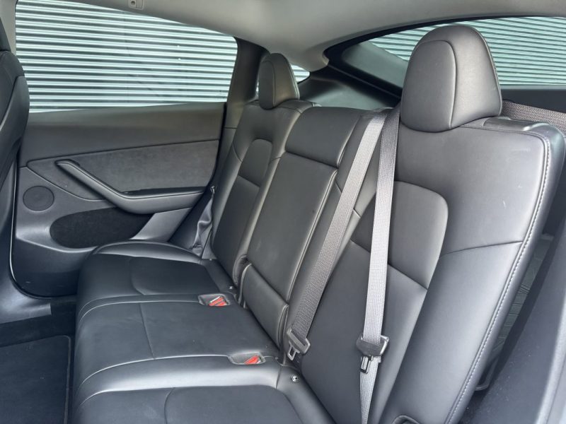 Tesla Model Y Long Range Dual Motor 514ch - 1ère Main - Option : Accélération Boost 