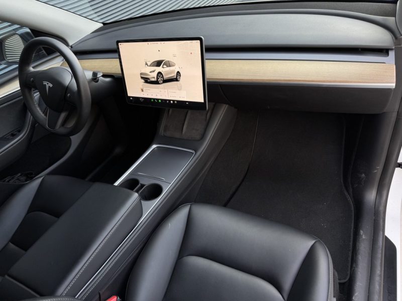 Tesla Model Y Long Range Dual Motor 514ch - 1ère Main - Option : Accélération Boost 