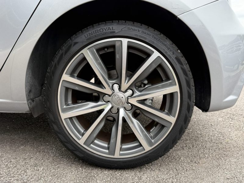 AUDI A1 Sportback 1.0 TFSI 95 S-Tronic7 Cuir / GPS / Keyless