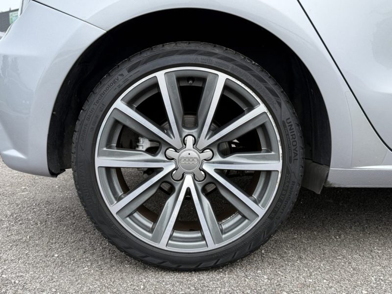 AUDI A1 Sportback 1.0 TFSI 95 S-Tronic7 Cuir / GPS / Keyless