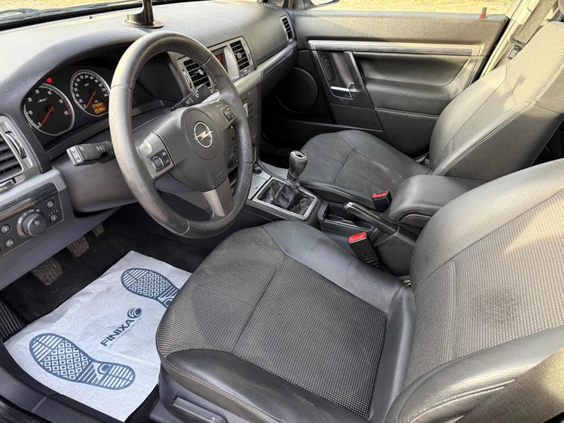 OPEL VECTRA 1.9 CDTI 120 COSMO 2007