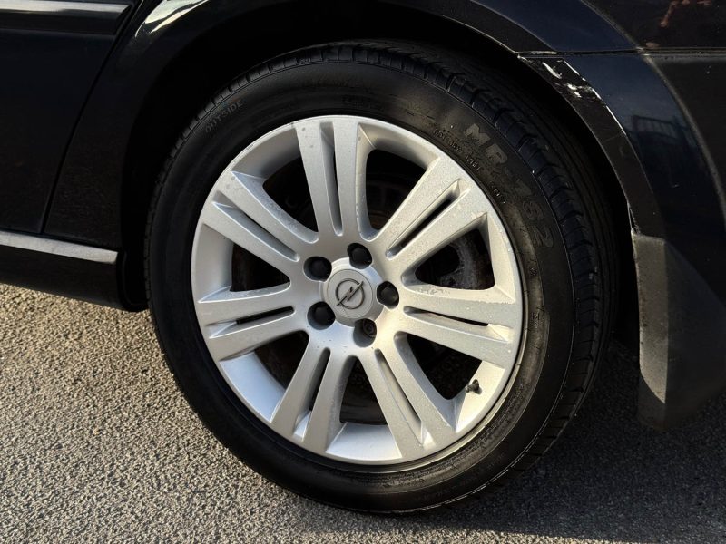 OPEL VECTRA 1.9 CDTI 120 COSMO 2007