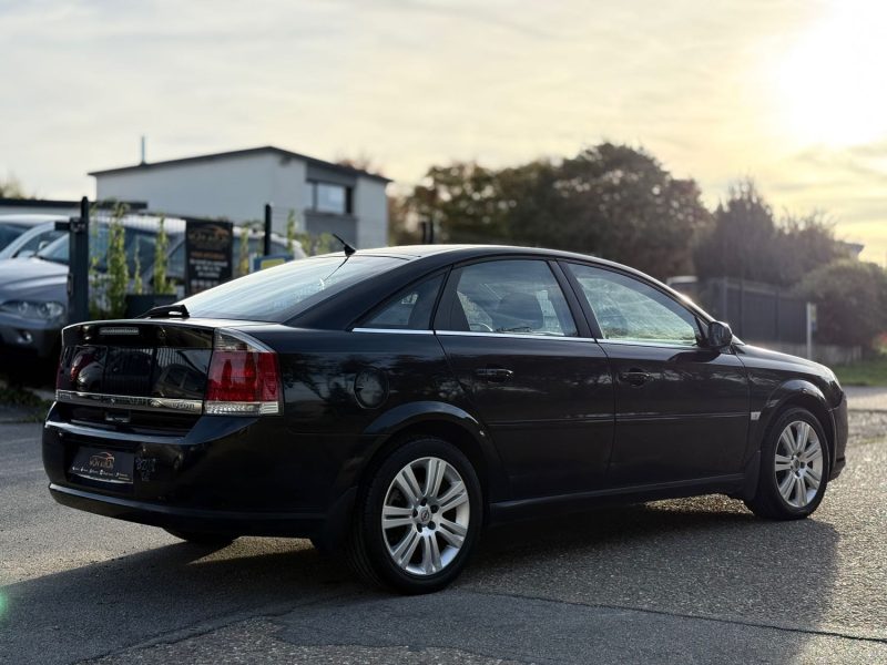 OPEL VECTRA 1.9 CDTI 120 COSMO 2007