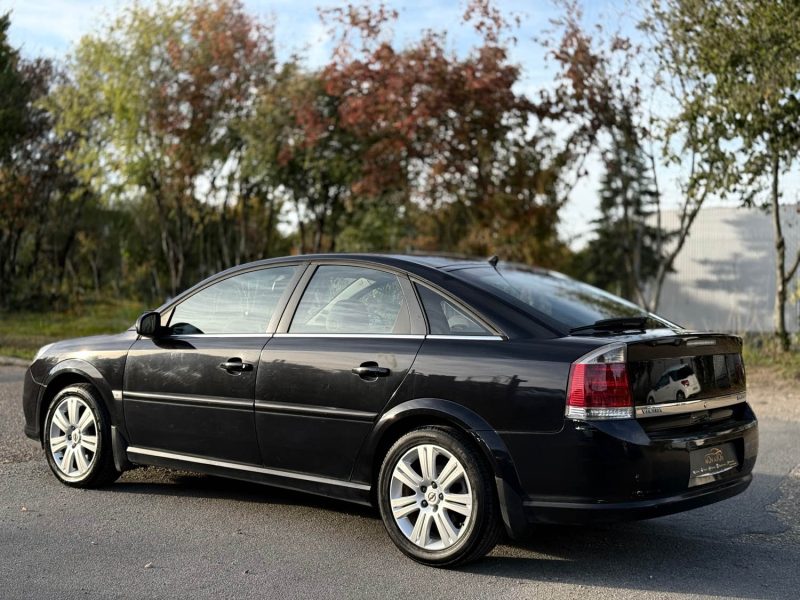 OPEL VECTRA 1.9 CDTI 120 COSMO 2007