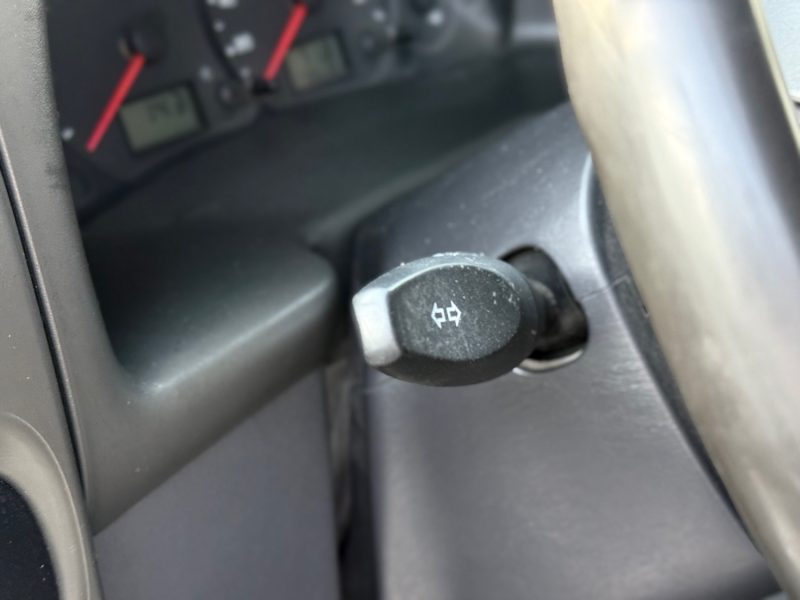 FORD TRANSIT 2.0 TDDI FOURGON 85CV 