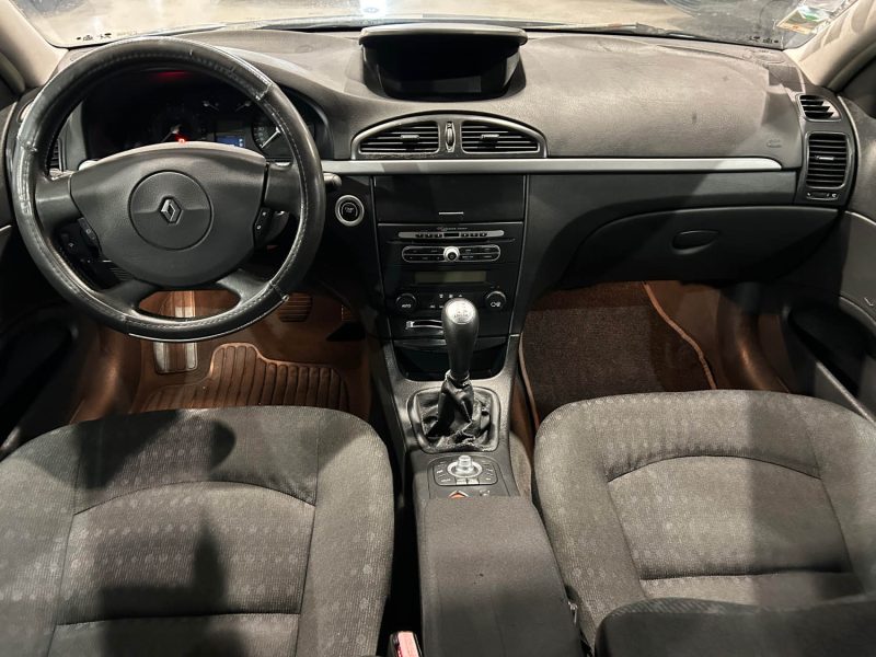 RENAULT LAGUNA II GRANDTOUR 2.0 16V  133CV  