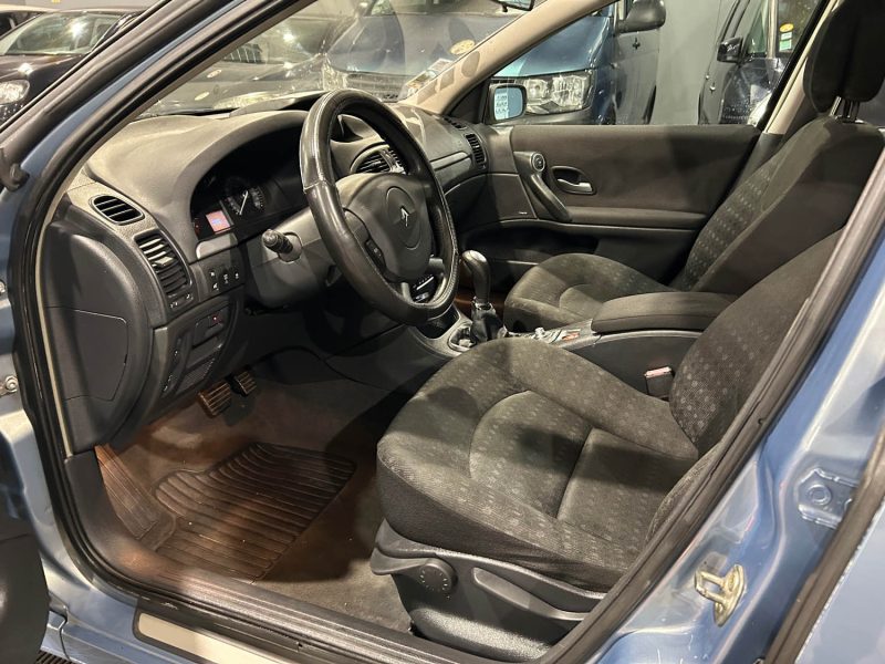 RENAULT LAGUNA II GRANDTOUR 2.0 16V  133CV  