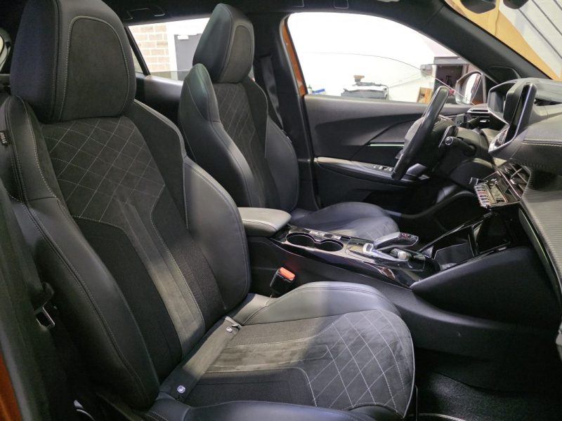 PEUGEOT 2008 1.2 155ch GT Pack EAT8 / SUIVI COMPLET PEUGEOT / 1ERE MAIN