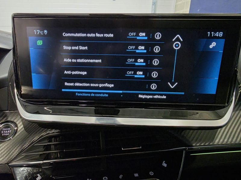 PEUGEOT 2008 1.2 155ch GT Pack EAT8 / SUIVI COMPLET PEUGEOT / 1ERE MAIN