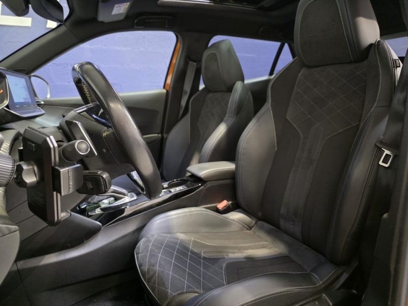 PEUGEOT 2008 1.2 155ch GT Pack EAT8 / SUIVI COMPLET PEUGEOT / 1ERE MAIN