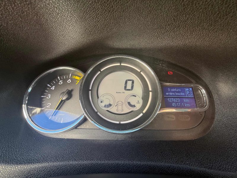 RENAULT MEGANE 3 PHASE 3 BOSE 1.2 TCE 130CV BOITE AUTOMATIQUE EDC 2015