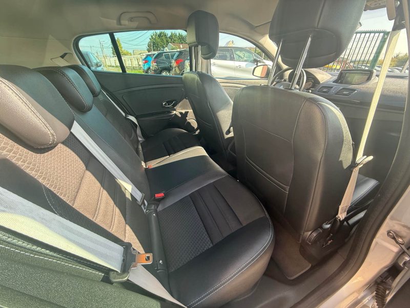 RENAULT MEGANE 3 PHASE 3 BOSE 1.2 TCE 130CV BOITE AUTOMATIQUE EDC 2015