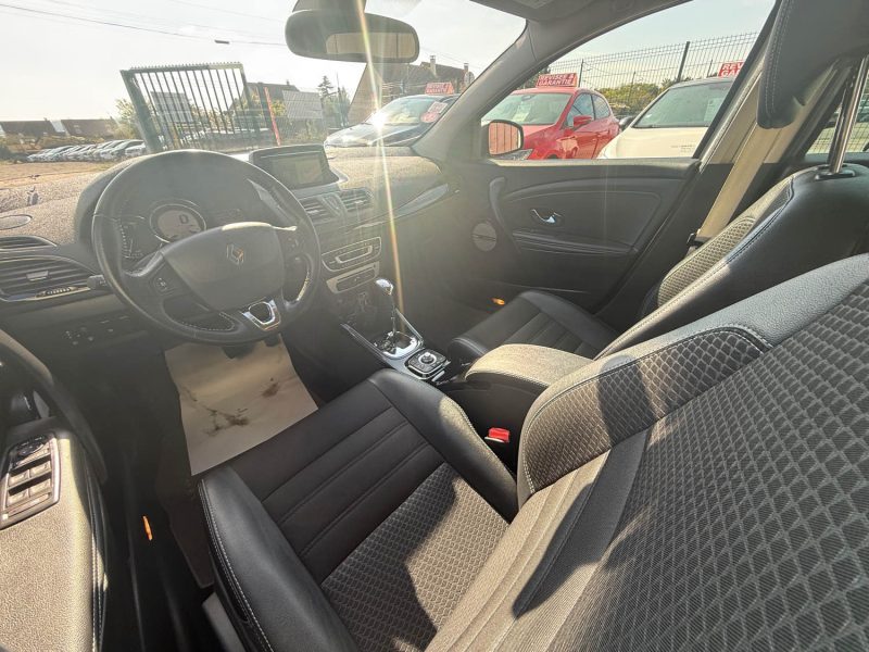 RENAULT MEGANE 3 PHASE 3 BOSE 1.2 TCE 130CV BOITE AUTOMATIQUE EDC 2015