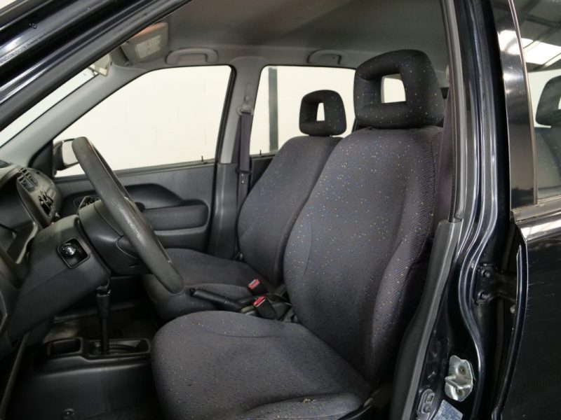 SUZUKI IGNIS 1.3   2003