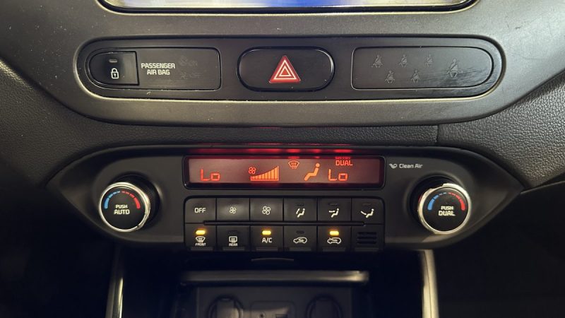 Kia Carens 1.7 CRDI 115ch Premium - 7 Places - Embrayage fait