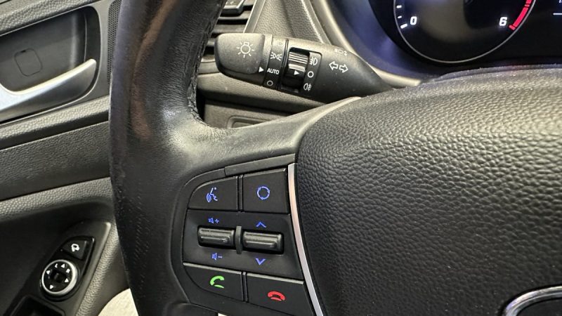 Hyundai I20 1.1 CRDi 75ch Édition Mondial - Dossier de factures