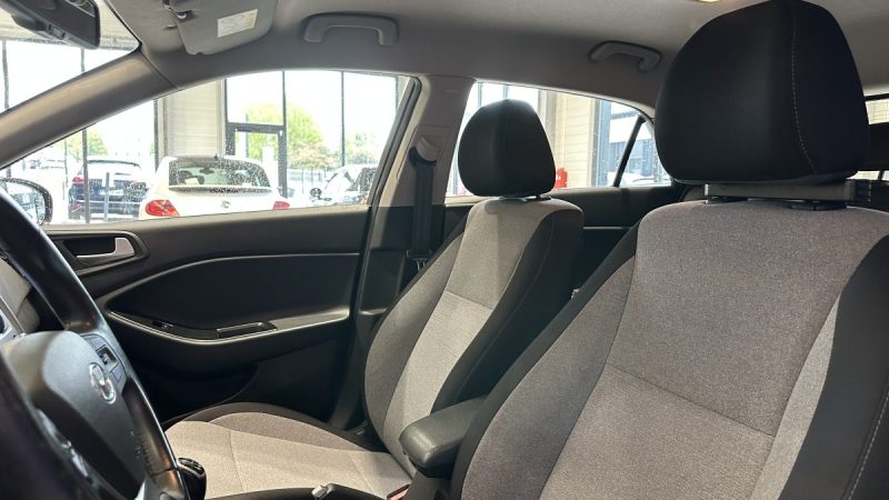 Hyundai I20 1.1 CRDi 75ch Édition Mondial - Dossier de factures