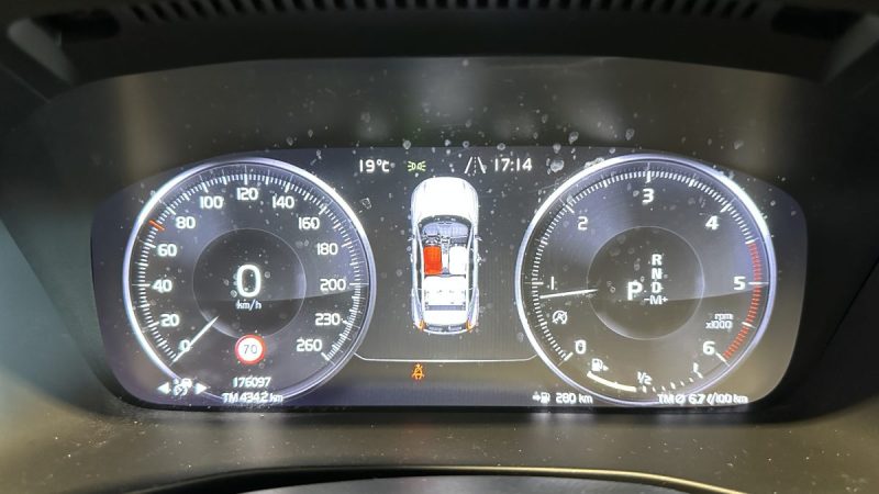 Volvo XC40 2.0 D3 4x4 150ch Ultimate - Distribution faite