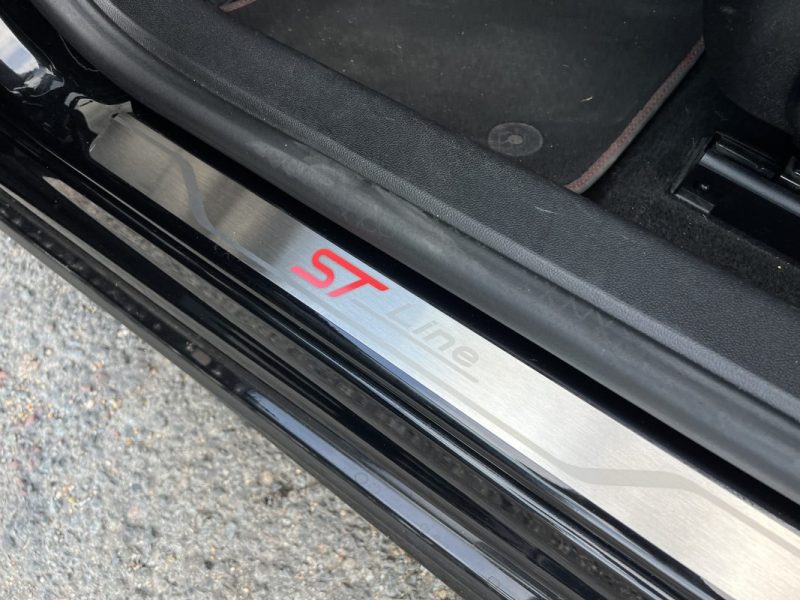 FORD FOCUS 1.0 ECOBOOST 125CH ST LINE - BANG & OLUFSEN 