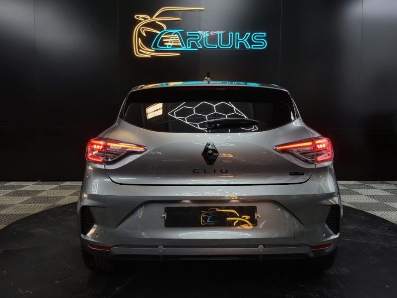 RENAULT CLIO 1.6 E-TECH 145 cv ESPRIT ALPINE 