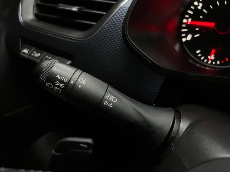 RENAULT ARKANA INTENSE