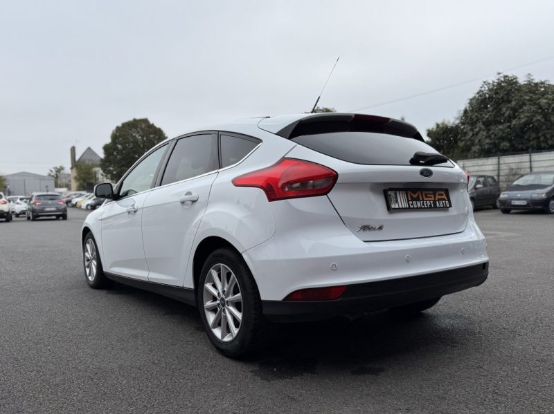 FORD FOCUS 1.5 TDCI 120CH STOP&START BUSINESS NAV 2016