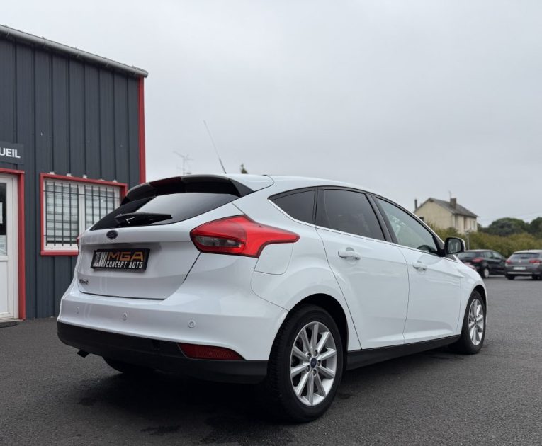 FORD FOCUS 1.5 TDCI 120CH STOP&START BUSINESS NAV 2016