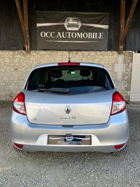 RENAULT CLIO 1.6 16V  2009