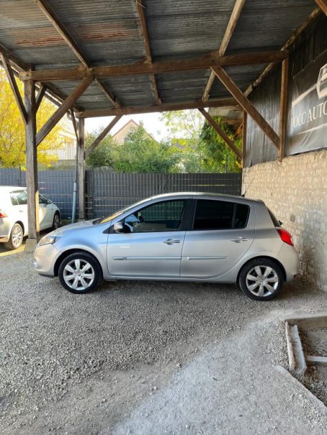 RENAULT CLIO 1.6 16V  2009