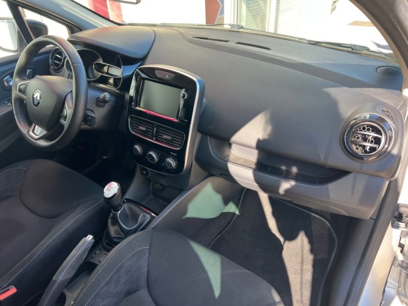 Renault Clio 0.9L LIMITED TCe 90ch - Garantie 6 Mois 