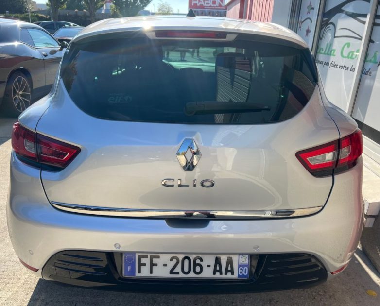 Renault Clio 0.9L LIMITED TCe 90ch - Garantie 6 Mois 