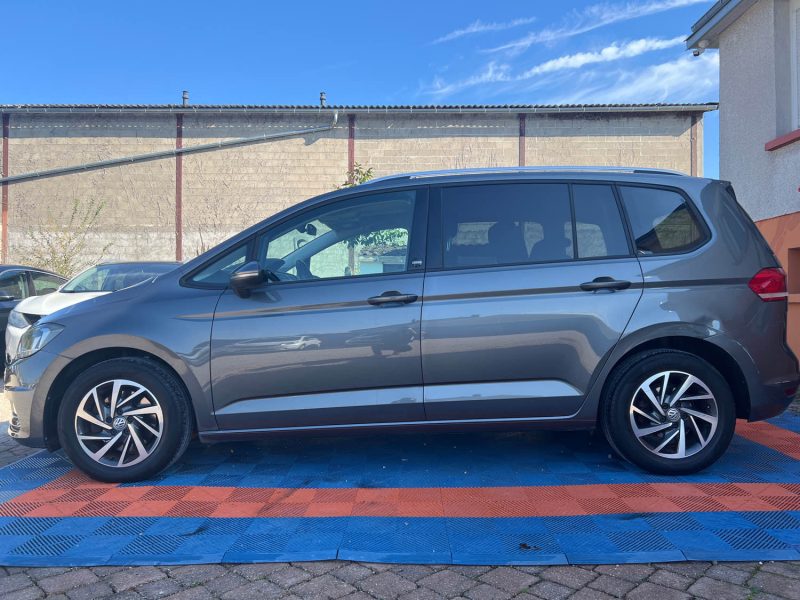 VOLKSWAGEN TOURAN 1.2 TSI 110CH BLUEMOTION TECHNOLOGY CONFORTLINE 7 PLACES 2017