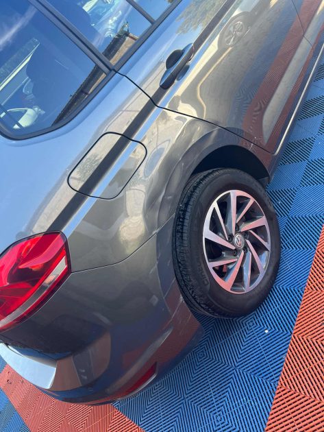 VOLKSWAGEN TOURAN 1.2 TSI 110CH BLUEMOTION TECHNOLOGY CONFORTLINE 7 PLACES 2017